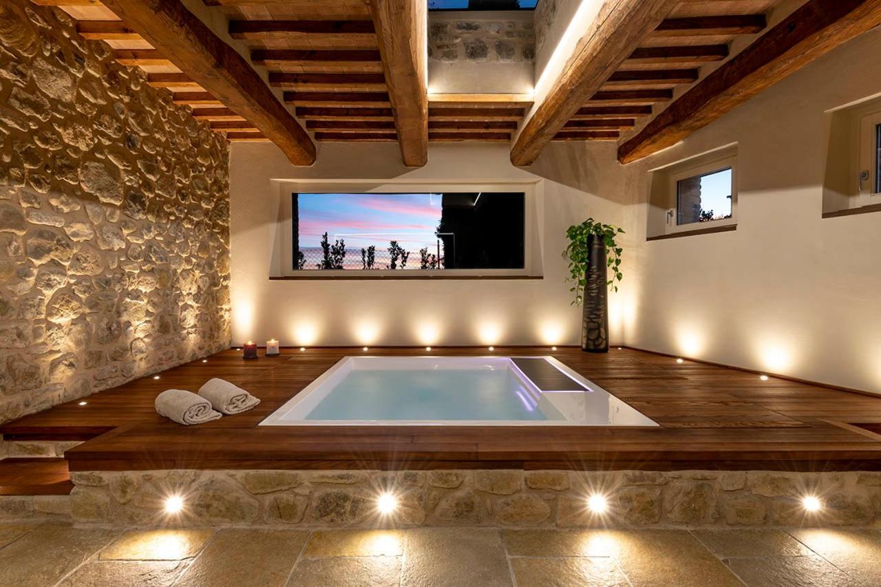 Mastrojanni Relais Villa Montalcino Luaran gambar