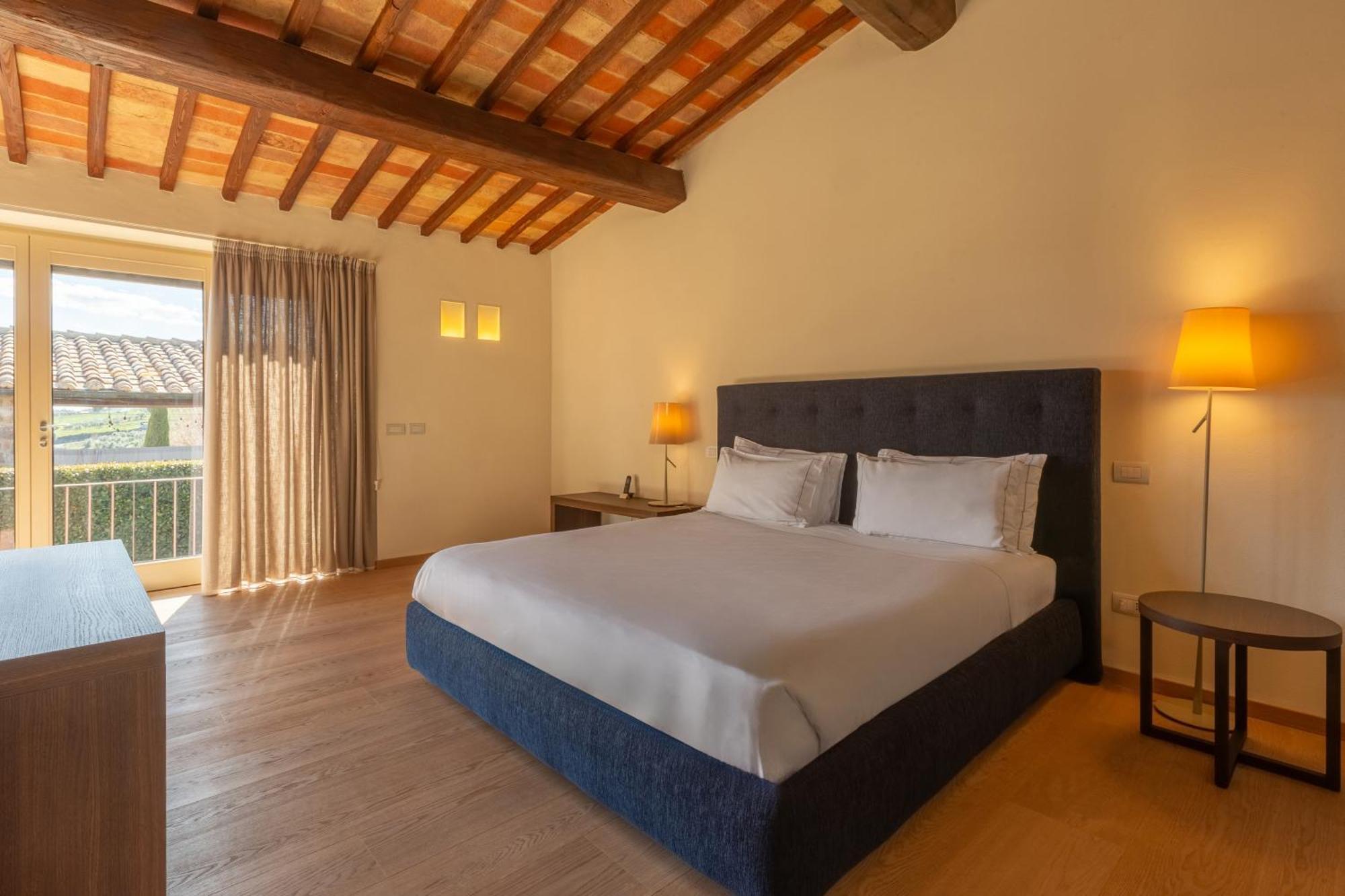 Mastrojanni Relais Villa Montalcino Luaran gambar